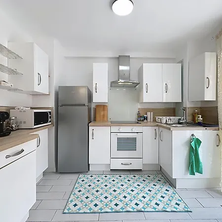 Cozy In شقة أنتيب